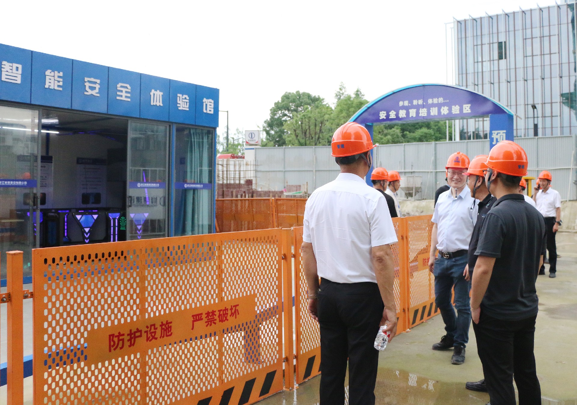 1719794458175905.jpg 1719794458175905.jpg